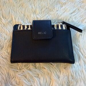 Relic Navy Wallet with Monochrome Detail